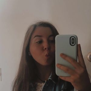 Meet your Posher, Maeve